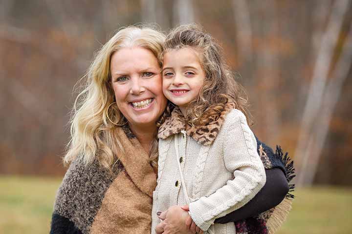 Liz Smith with daughter Gisele'