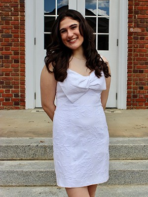 Graduate Student Ambassador Maddie Battinelli Graduate Student Ambassador Maddie Battinelli