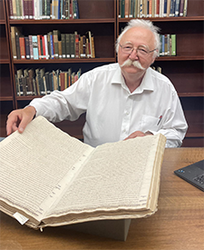 Robert Selig An image of historian Robert Selig.