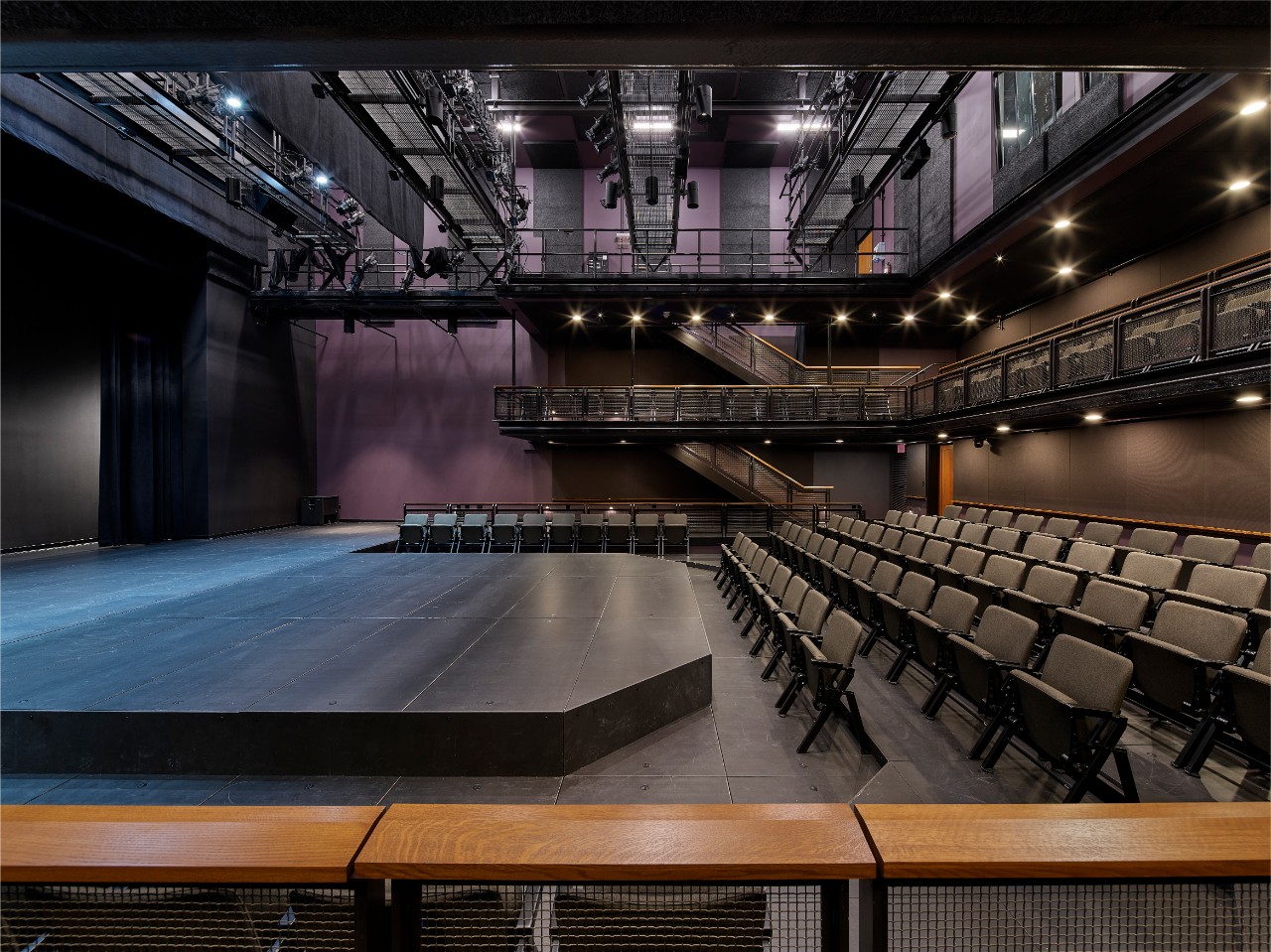 CL0614b_N3898 image of the courtyard theater