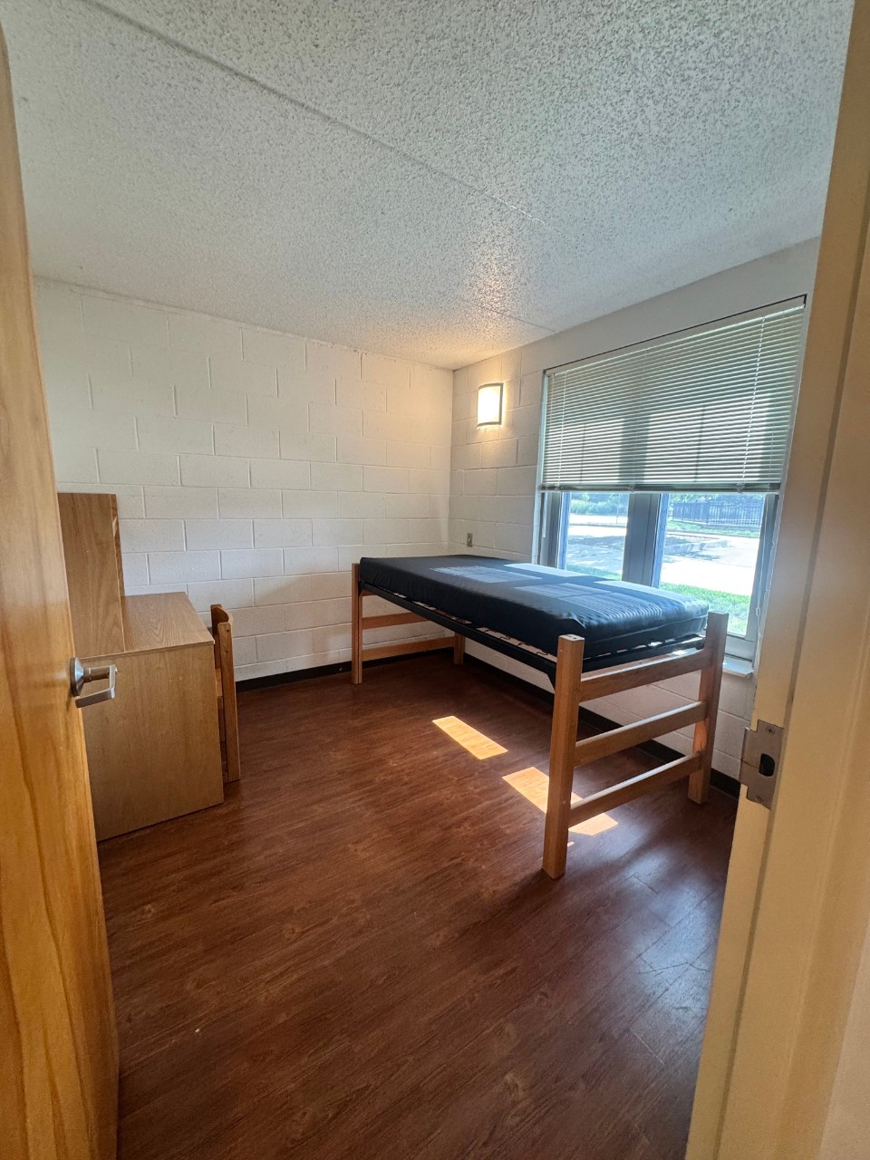 4 Bedroom - Bedroom 4 Bedroom - Bedroom