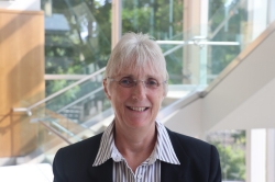 Dr Laura Kelly 2 Dr. Laura Kelly